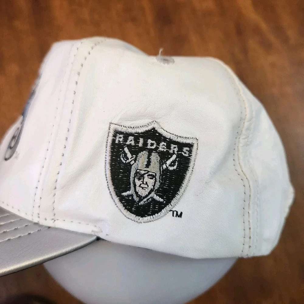 Vintage Oakland Raiders Hat Snap Back Genuine Leather USA‎ Made 90s NFL Logo